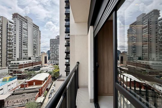 Sacada  de kitnet/studio para alugar com 1 quarto, 30m² em Jardim das Acacias, São Paulo