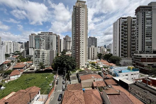 Vista  de kitnet/studio para alugar com 1 quarto, 30m² em Jardim das Acacias, São Paulo