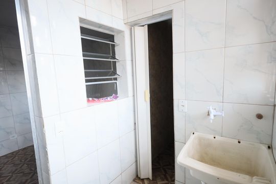 Área de Serviço de casa para alugar com 1 quarto, 42m² em Veloso, Osasco