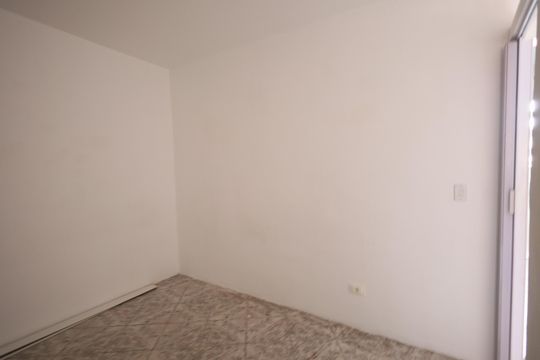 Quarto de casa para alugar com 1 quarto, 42m² em Veloso, Osasco
