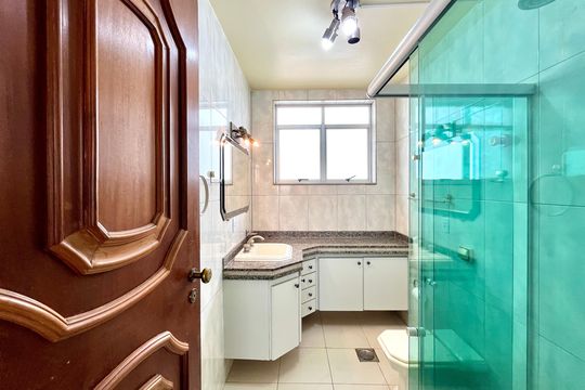 Apartamento para alugar com 3 quartos, 100m² em Sagrada Família, Belo Horizonte