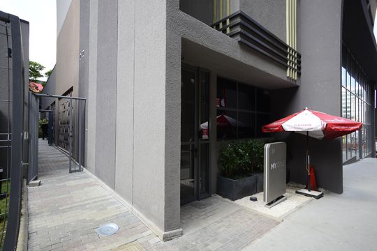 Fachada de apartamento para alugar com 1 quarto, 28m² em Liberdade, São Paulo