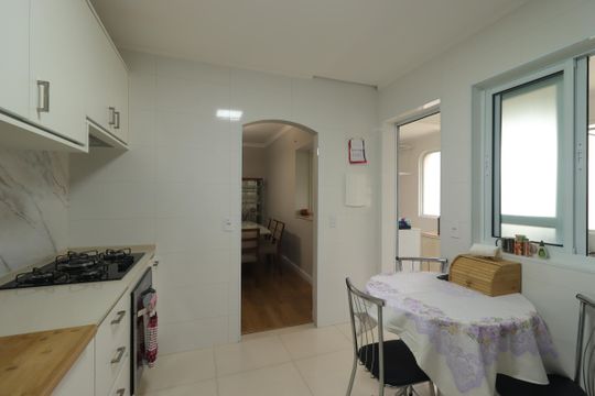 Cozinha de apartamento à venda com 3 quartos, 137m² em Jardim Bela Vista, Santo André