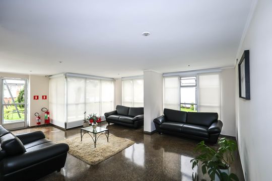 Hall de entrada de apartamento à venda com 2 quartos, 54m² em Vila Dom Pedro I, São Paulo