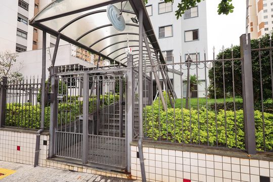 Fachada de apartamento à venda com 2 quartos, 54m² em Vila Dom Pedro I, São Paulo