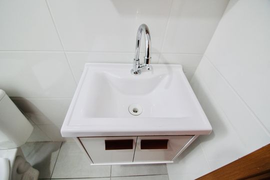 Banheiro de apartamento à venda com 2 quartos, 44m² em Colônia (zona Leste), São Paulo