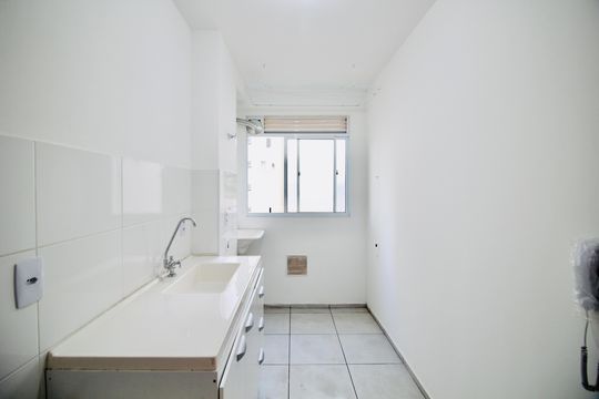 Cozinha de apartamento à venda com 2 quartos, 44m² em Colônia (zona Leste), São Paulo
