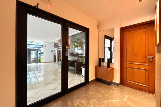Hall social de apartamento para alugar com 1 quarto, 55m² em Vila Clementino, São Paulo