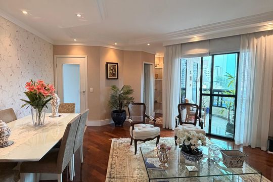 Apartamento à venda com 3 quartos, 126m² em Santa Terezinha, São Bernardo do Campo