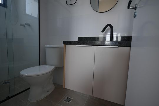 Banheiro Social de apartamento para alugar com 2 quartos, 50m² em Campestre, Santo André