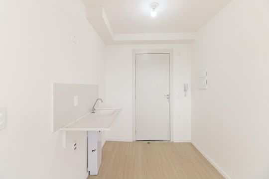 Studio - Cozinha de kitnet/studio para alugar com 1 quarto, 18m² em Vila Aricanduva, São Paulo