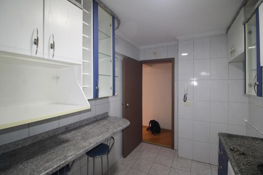 Cozinha de apartamento para alugar com 3 quartos, 80m² em Santana, São Paulo