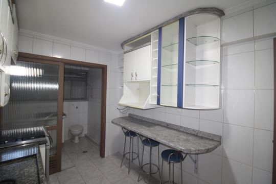 Cozinha de apartamento para alugar com 3 quartos, 80m² em Santana, São Paulo