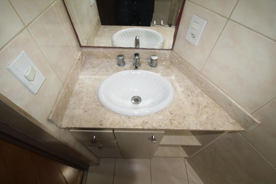 Banheiro de apartamento para alugar com 3 quartos, 80m² em Santana, São Paulo