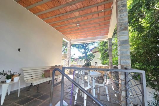 Casa à venda com 6 quartos, 200m² em Nova Gameleira, Belo Horizonte