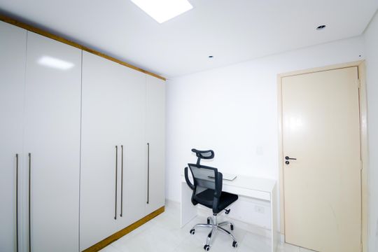 Quarto 2 de apartamento para alugar com 2 quartos, 56m² em Jardim Odete, Guarulhos