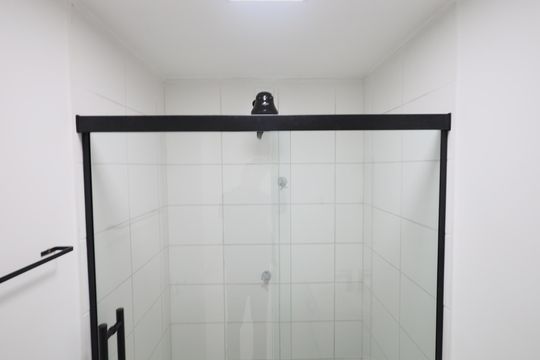Banheiro de apartamento para alugar com 2 quartos, 38m² em Rochdale, Osasco