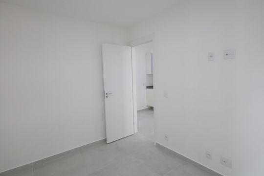 Quarto 1 de apartamento para alugar com 2 quartos, 38m² em Rochdale, Osasco