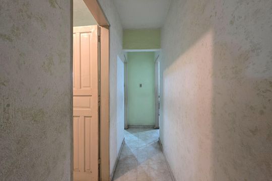 Corredor de casa à venda com 4 quartos, 250m² em Jardim Alzira Franco, Santo André