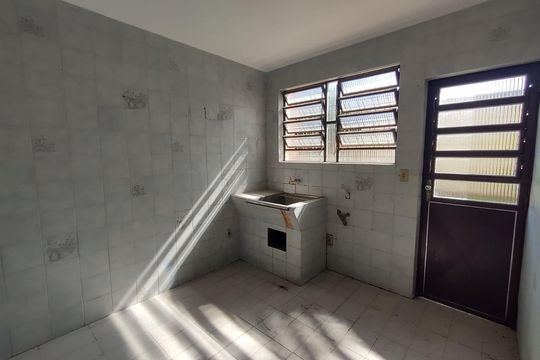 Área de serviço de casa para alugar com 3 quartos, 285m² em Sarandi, Porto Alegre