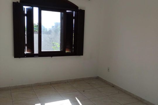 Quarto 3 de casa para alugar com 3 quartos, 285m² em Sarandi, Porto Alegre