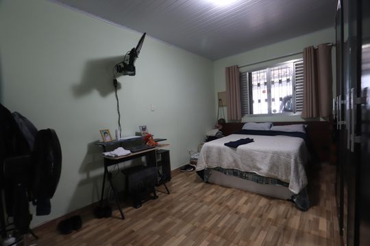 Quarto 1 de casa à venda com 2 quartos, 150m² em Vila Santa Clara, São Paulo