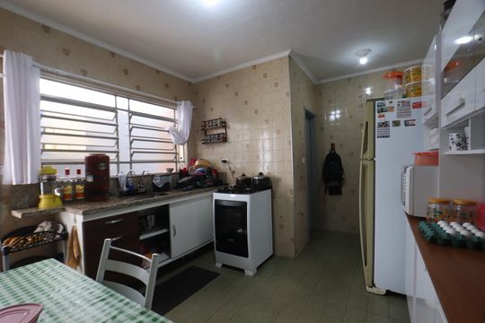 Cozinha de casa à venda com 2 quartos, 150m² em Vila Santa Clara, São Paulo