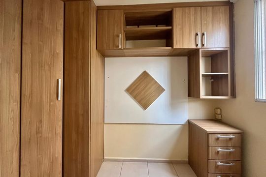 Quarto 1 de apartamento à venda com 2 quartos, 49m² em Jardim Nova Europa, Campinas