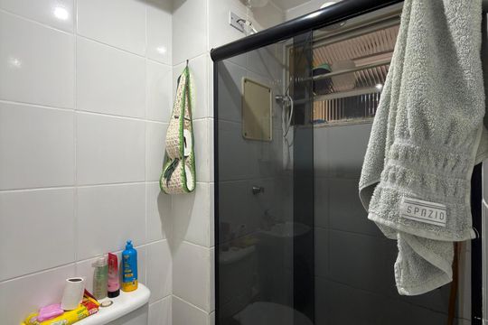 Banheiro Social de apartamento à venda com 2 quartos, 54m² em Bairro dos Casa, São Bernardo do Campo