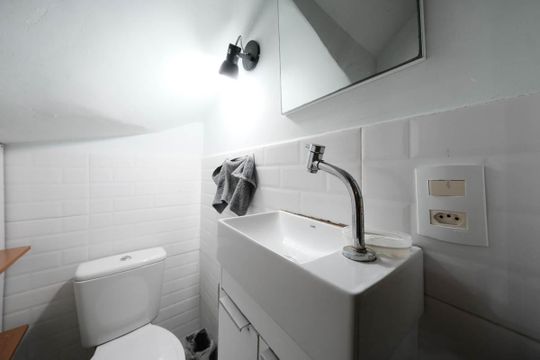 Lavabo de casa de condomínio à venda com 2 quartos, 72m² em Vila Ré, São Paulo