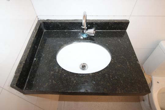 Banheiro de apartamento à venda com 2 quartos, 40m² em Itaquera, São Paulo