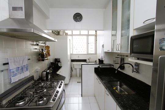 Cozinha de apartamento à venda com 3 quartos, 75m² em Gutierrez, Belo Horizonte