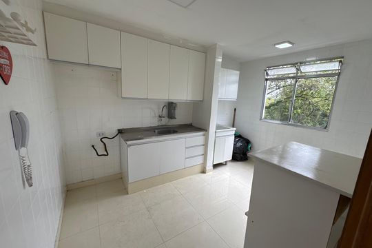 Cozinha - Armários de apartamento para alugar com 2 quartos, 55m² em Lajeado, Cotia