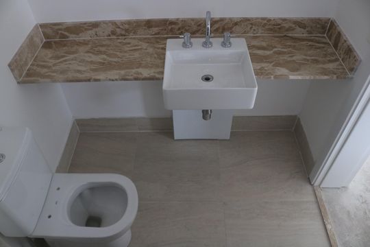 Banheiro de apartamento à venda com 1 quarto, 38m² em Perdizes, São Paulo