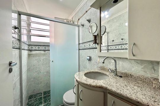 Banheiro de apartamento para alugar com 2 quartos, 79m² em Vila Mascote, São Paulo