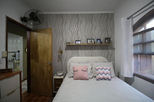 Quarto 1 de casa à venda com 5 quartos, 230m² em Jardim Elizabeth, São Paulo
