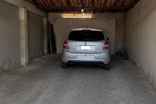 Garagem de casa à venda com 1 quarto, 80m² em Tanque, Rio de Janeiro