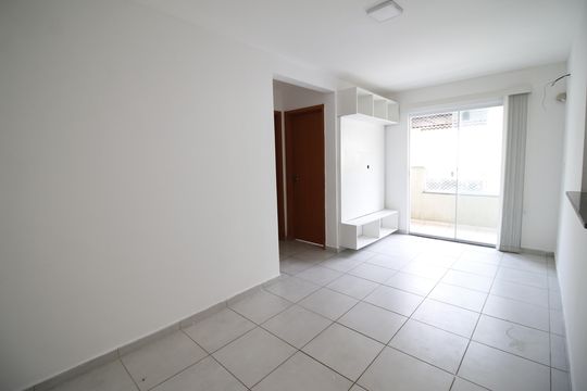 Apartamento para alugar com 2 quartos, 55m² em Taquara, Rio de Janeiro