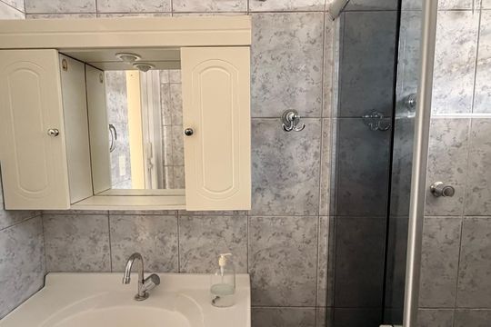 Banheiro  de casa para alugar com 2 quartos, 60m² em Vila Alvinopolis, São Bernardo do Campo