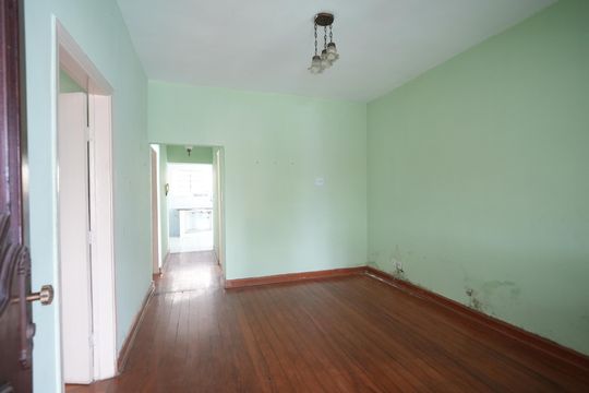 Casa à venda com 3 quartos, 331m² em Parque das Nações, Santo André