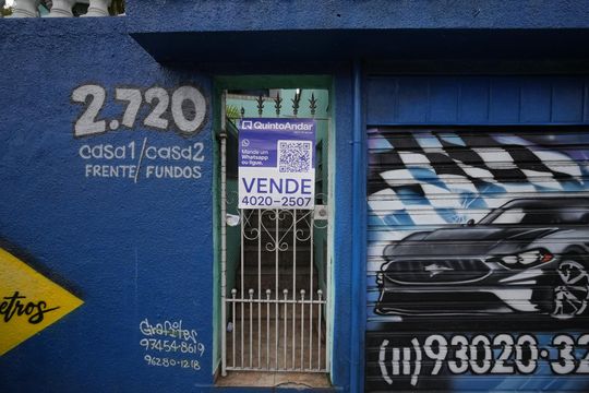 Placa de casa à venda com 3 quartos, 331m² em Parque das Nações, Santo André