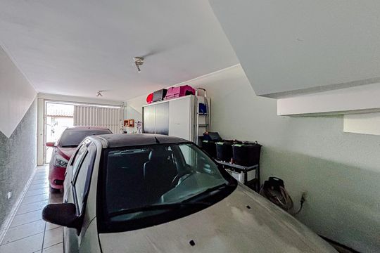 Garagem de casa à venda com 3 quartos, 155m² em Penha de França, São Paulo