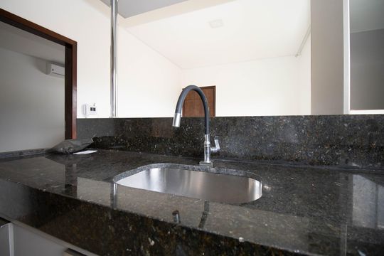 Cozinha de casa de condomínio para alugar com 1 quarto, 100m² em Estância Quintas da Alvorada, Brasília