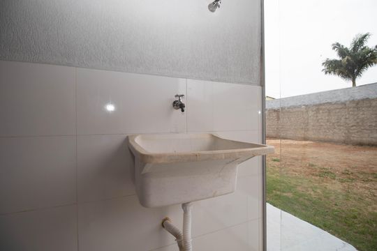 Área de Serviço de casa de condomínio para alugar com 1 quarto, 100m² em Estância Quintas da Alvorada, Brasília