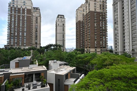 Vista da Suíte de apartamento para alugar com 1 quarto, 40m² em Cidade Jardim, São Paulo