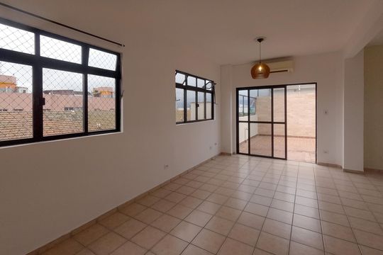 Sala do 2°andar de apartamento para alugar com 3 quartos, 186m² em Macuco, Santos