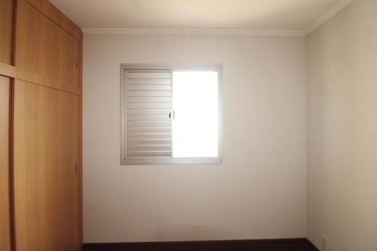 Quarto 2 de apartamento para alugar com 2 quartos, 46m² em Carandiru, São Paulo