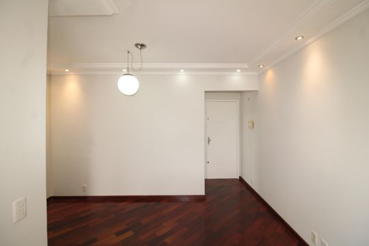 Sala de apartamento para alugar com 2 quartos, 46m² em Carandiru, São Paulo