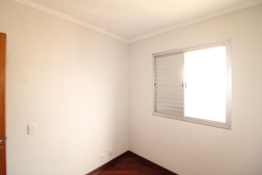 Quarto 1 de apartamento para alugar com 2 quartos, 46m² em Carandiru, São Paulo