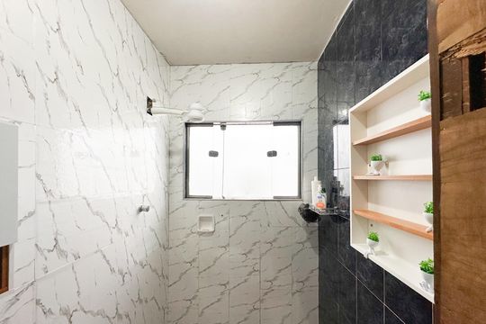 Banheiro Social de casa à venda com 3 quartos, 125m² em Jardim Andrea Demarchi, São Bernardo do Campo